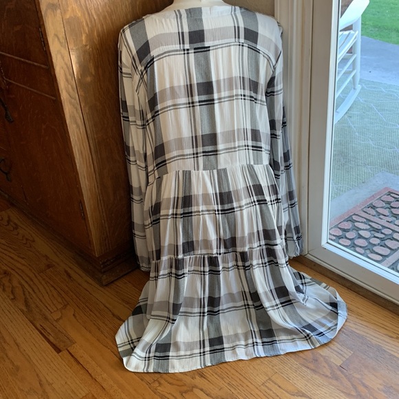 NWT Faded Rose Tiered Gauze Button Down Dress - Picture 2 of 7